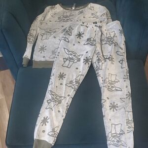 Star Wars Grogu Loungewear Set